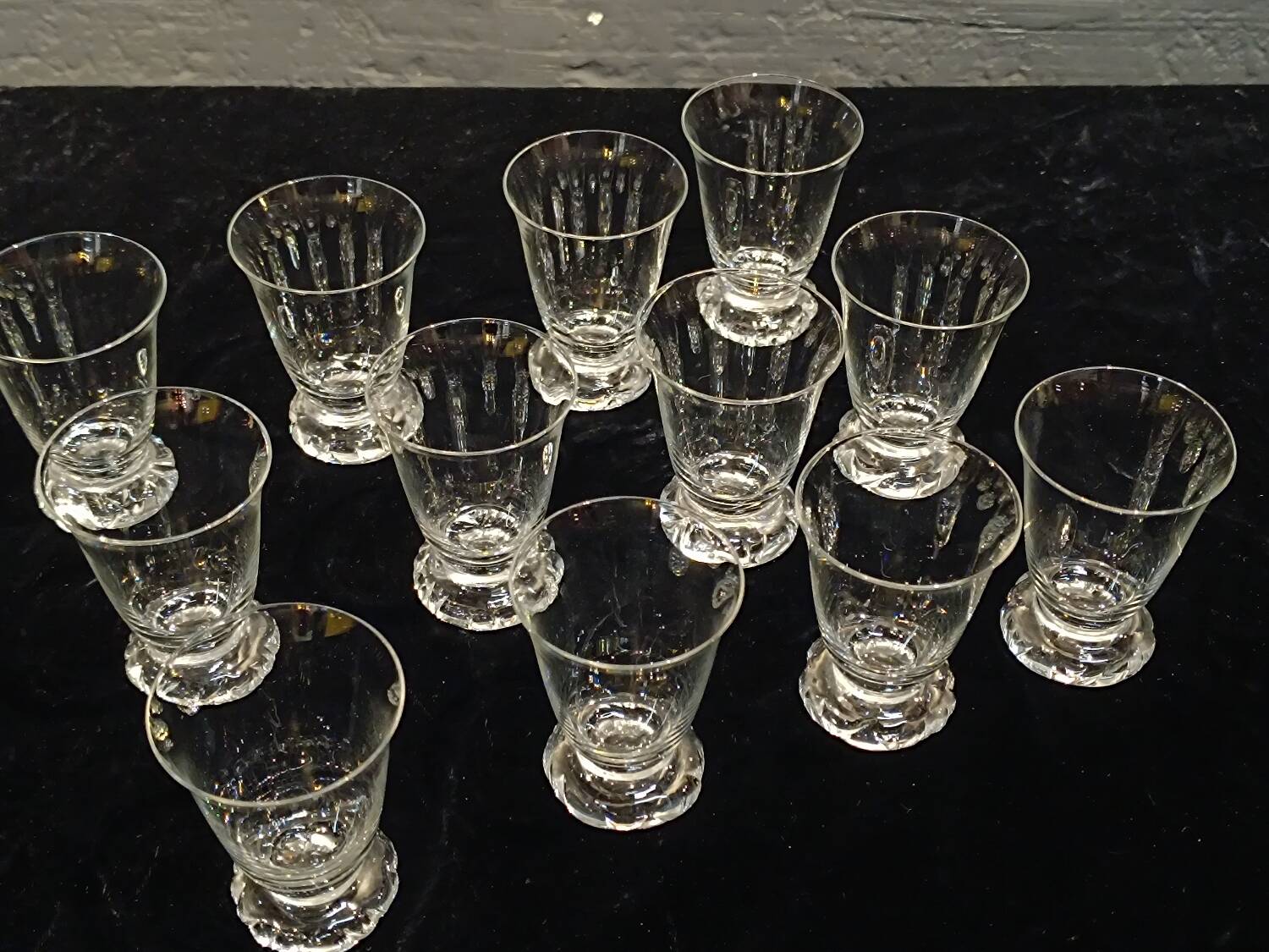 12 digestif glasses Daum model Kim