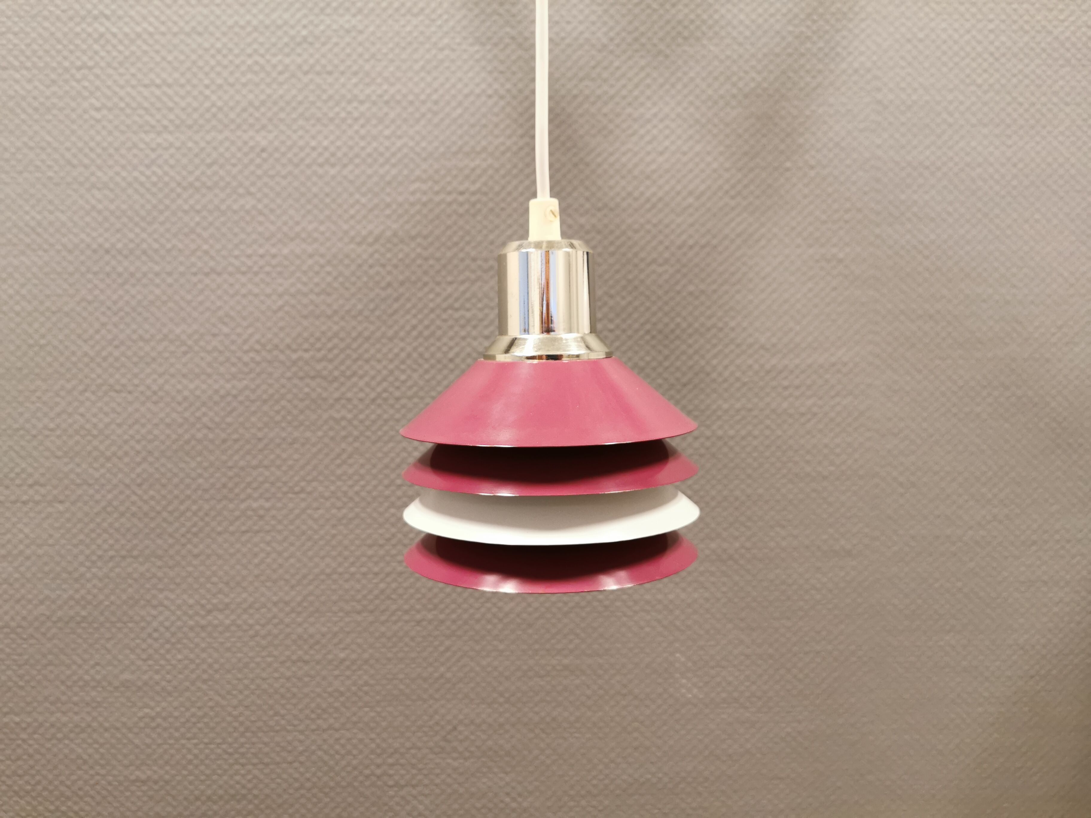 Tip-Top hanging lamp from Danish Design-Light, model Siam