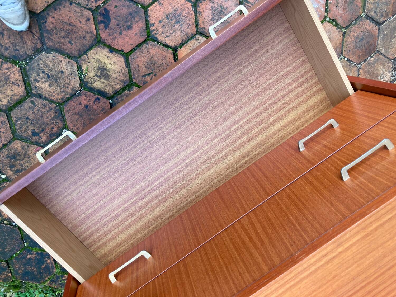 Vintage 1960s chest of drawers