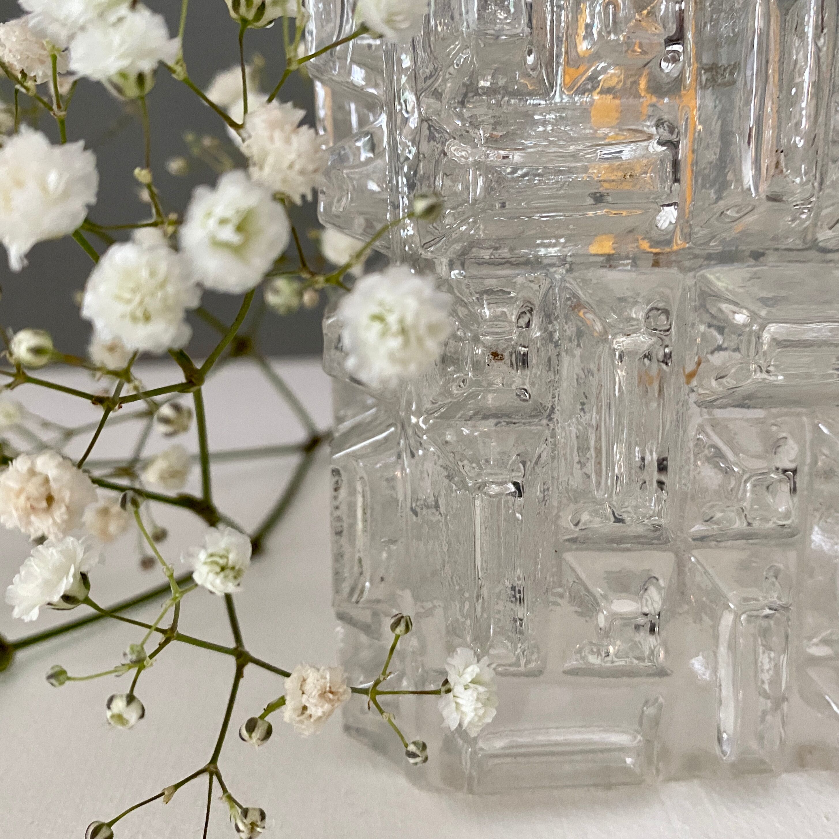 Vintage rectangular glass globe suspension