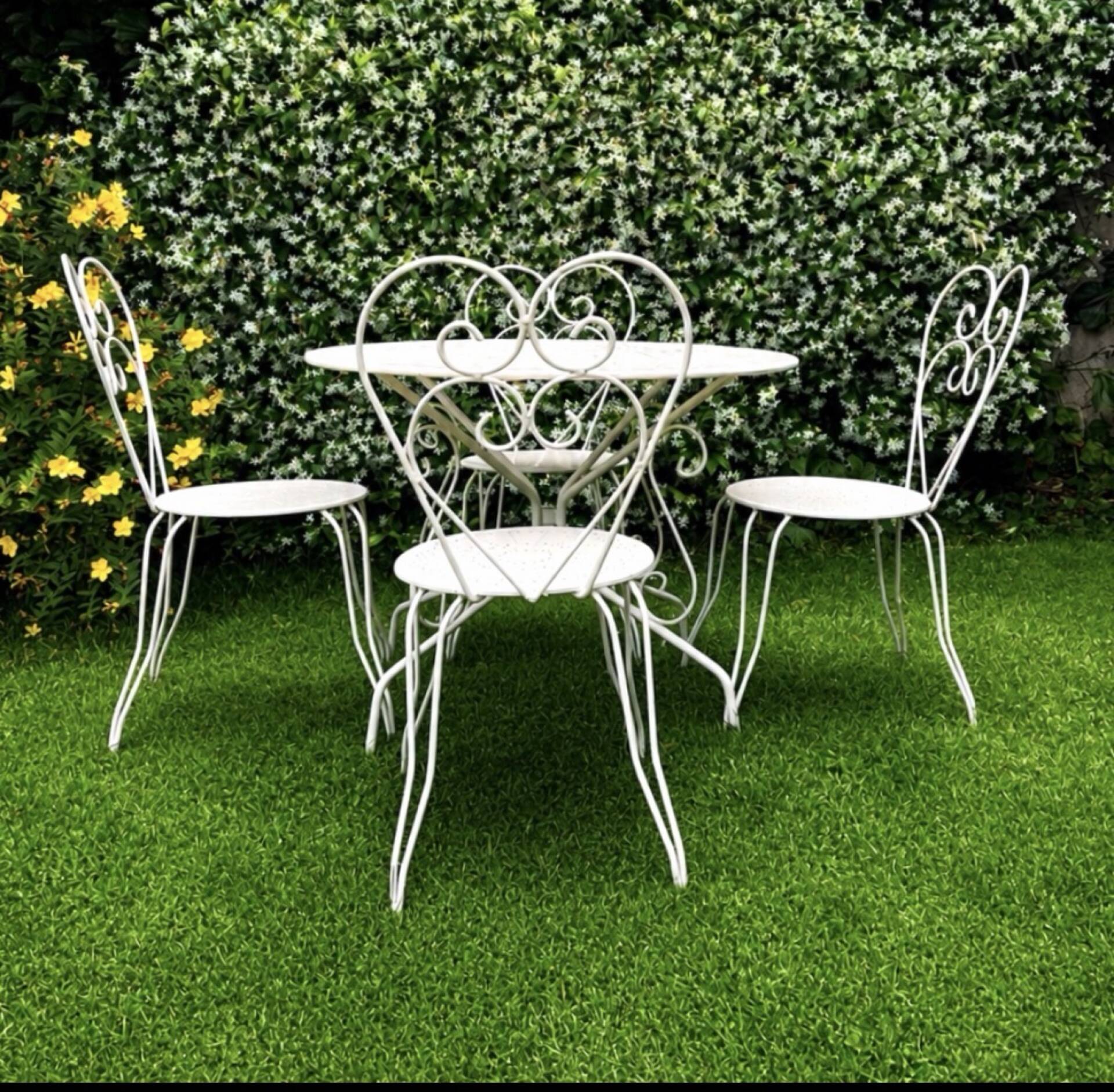 Salon de jardin rétro en fer forgé des années 50