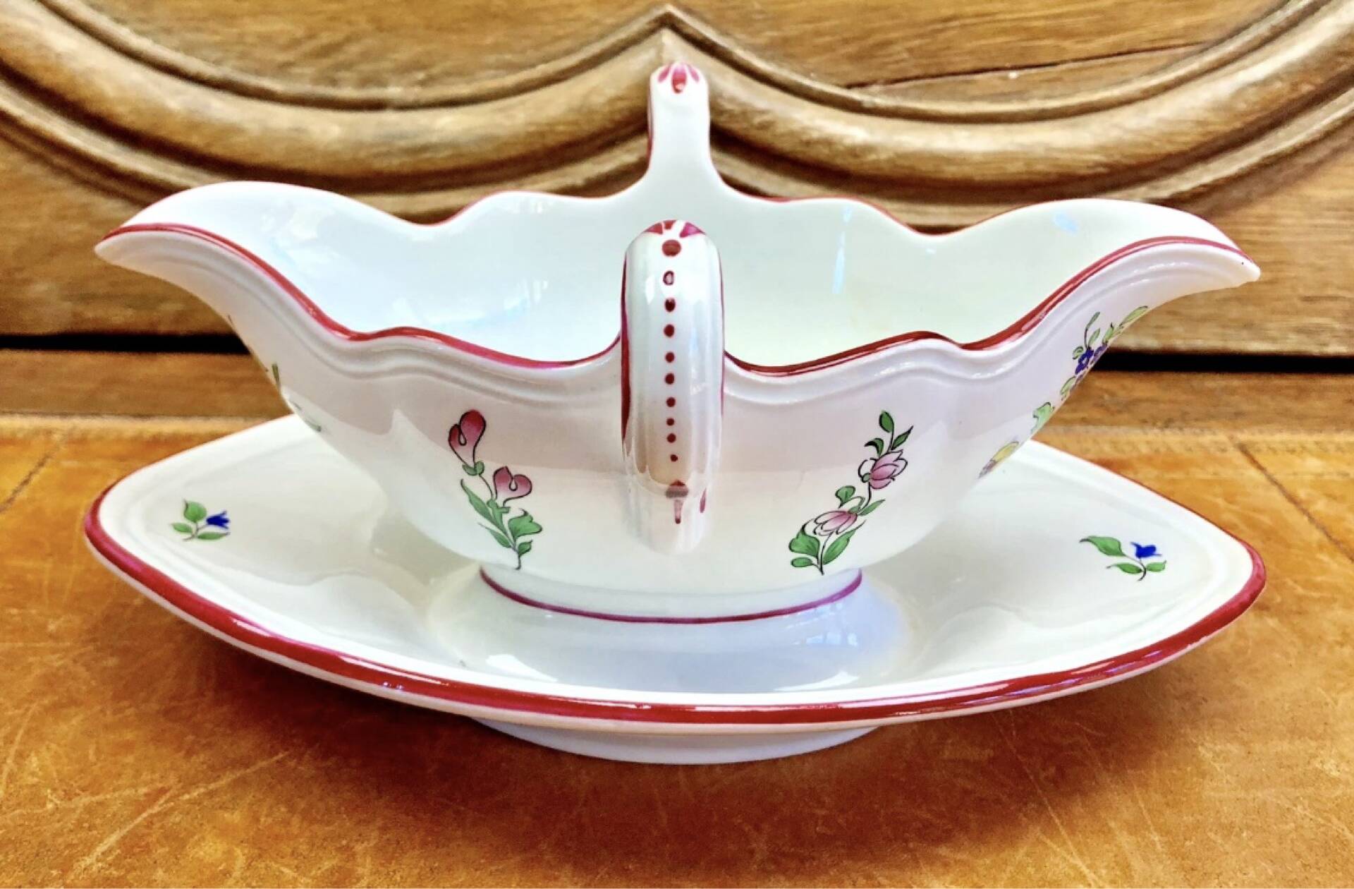 Old sauceboat earthenware Lunéville model lantern pink tulip