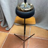 Metal tripod push ashtray