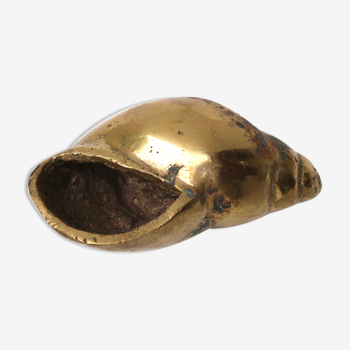 Brass shell ashtray, 70s