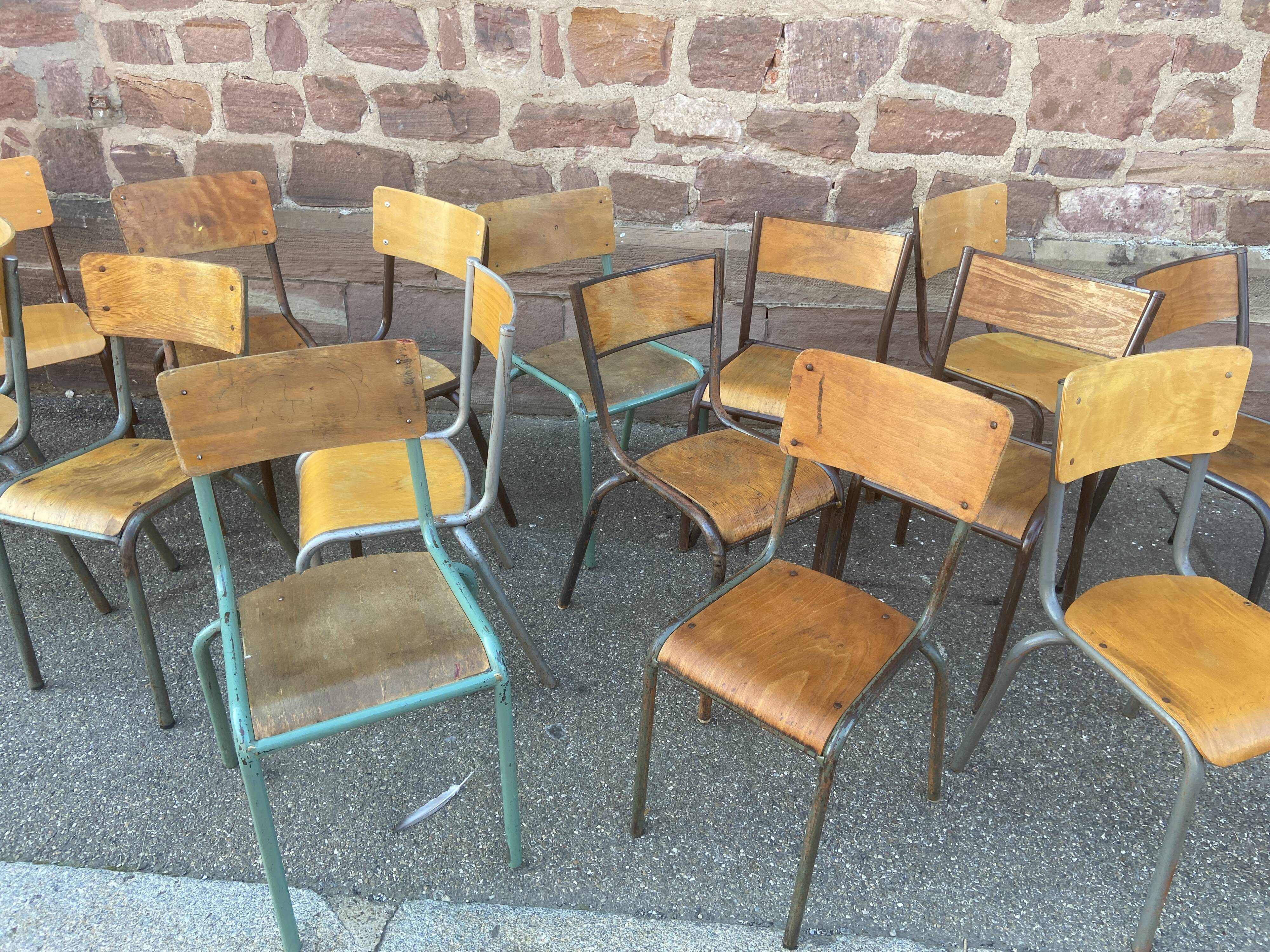 Lot de 15 chaises d'école mullca delagrave dépareillées vintage
