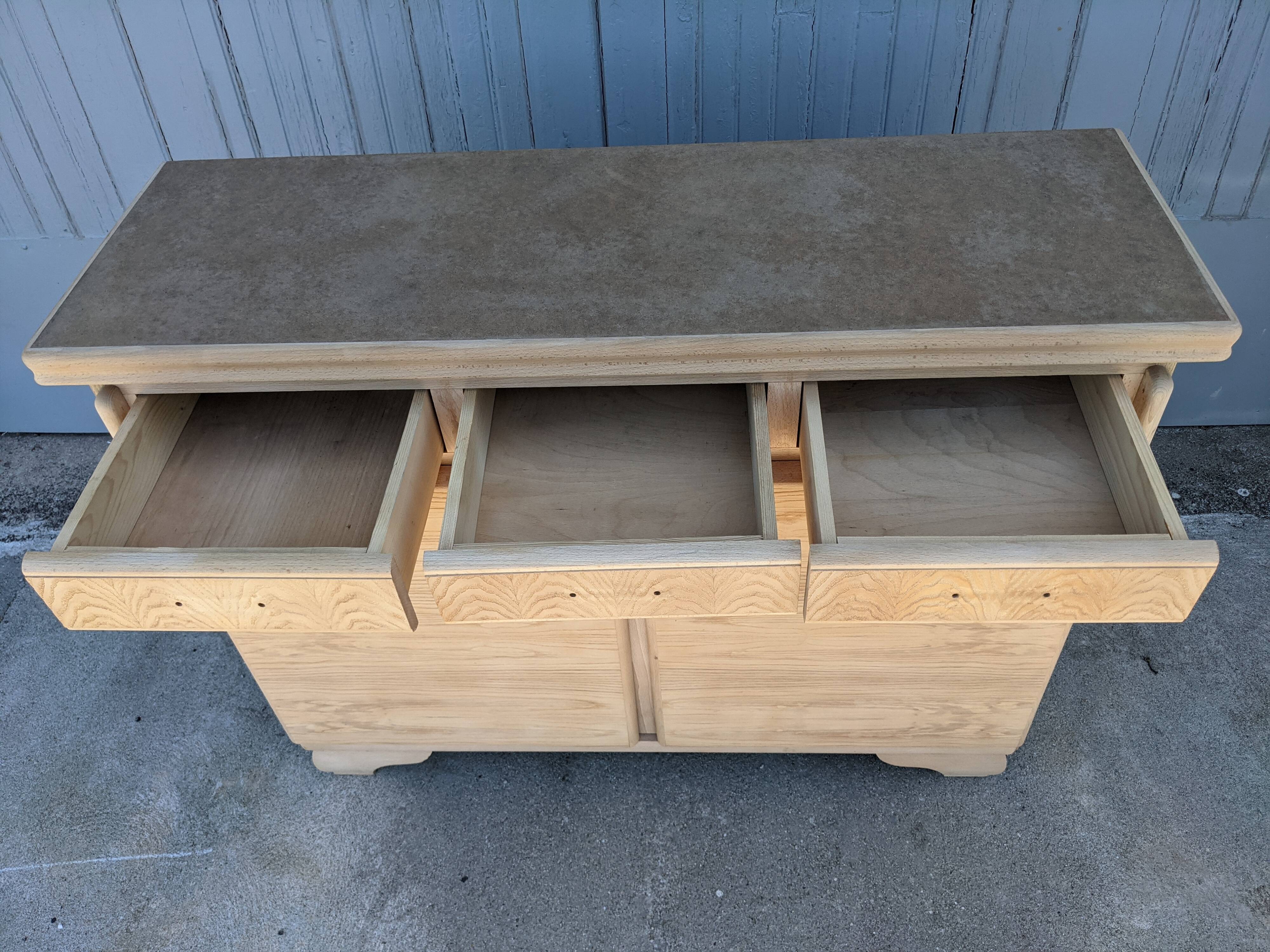 Raw chest of drawers