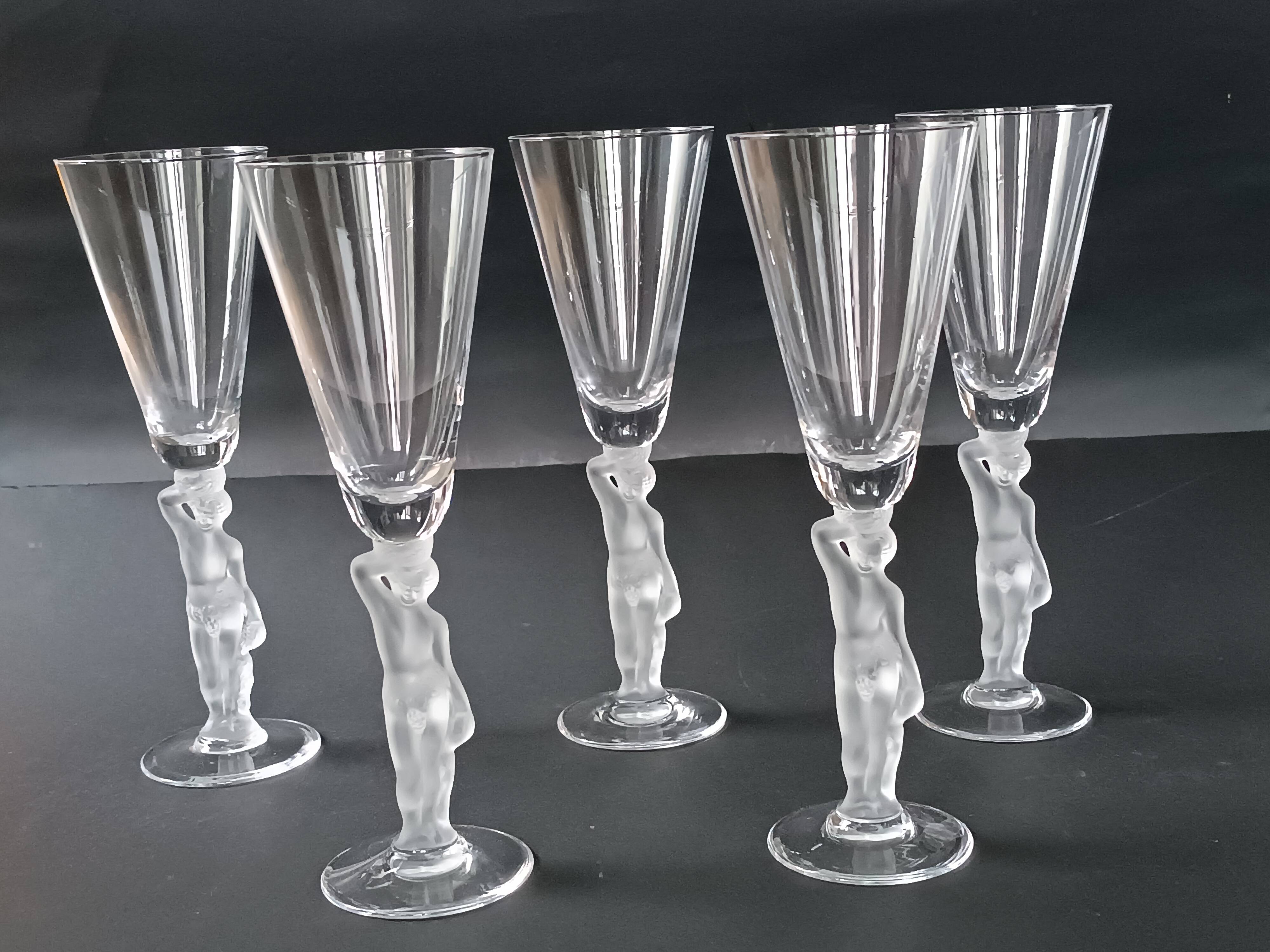 Set of 9 crystal flutes with Venus and Bacchus foot, Vannes and Bayel