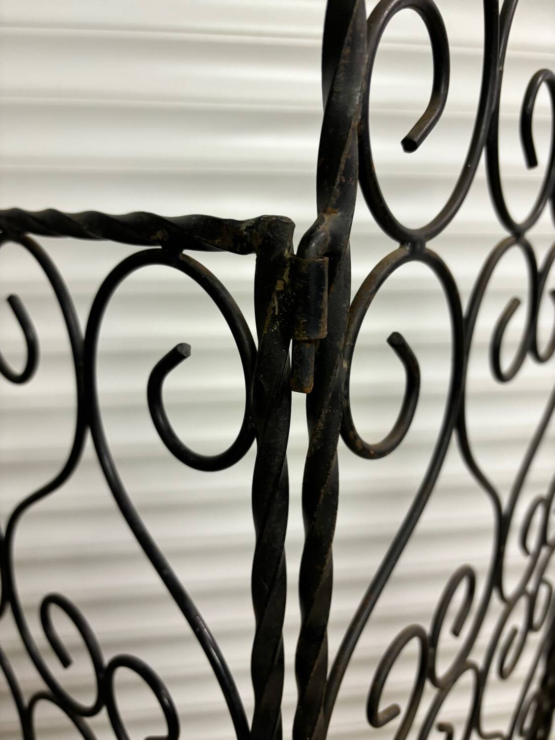Wrought iron screen