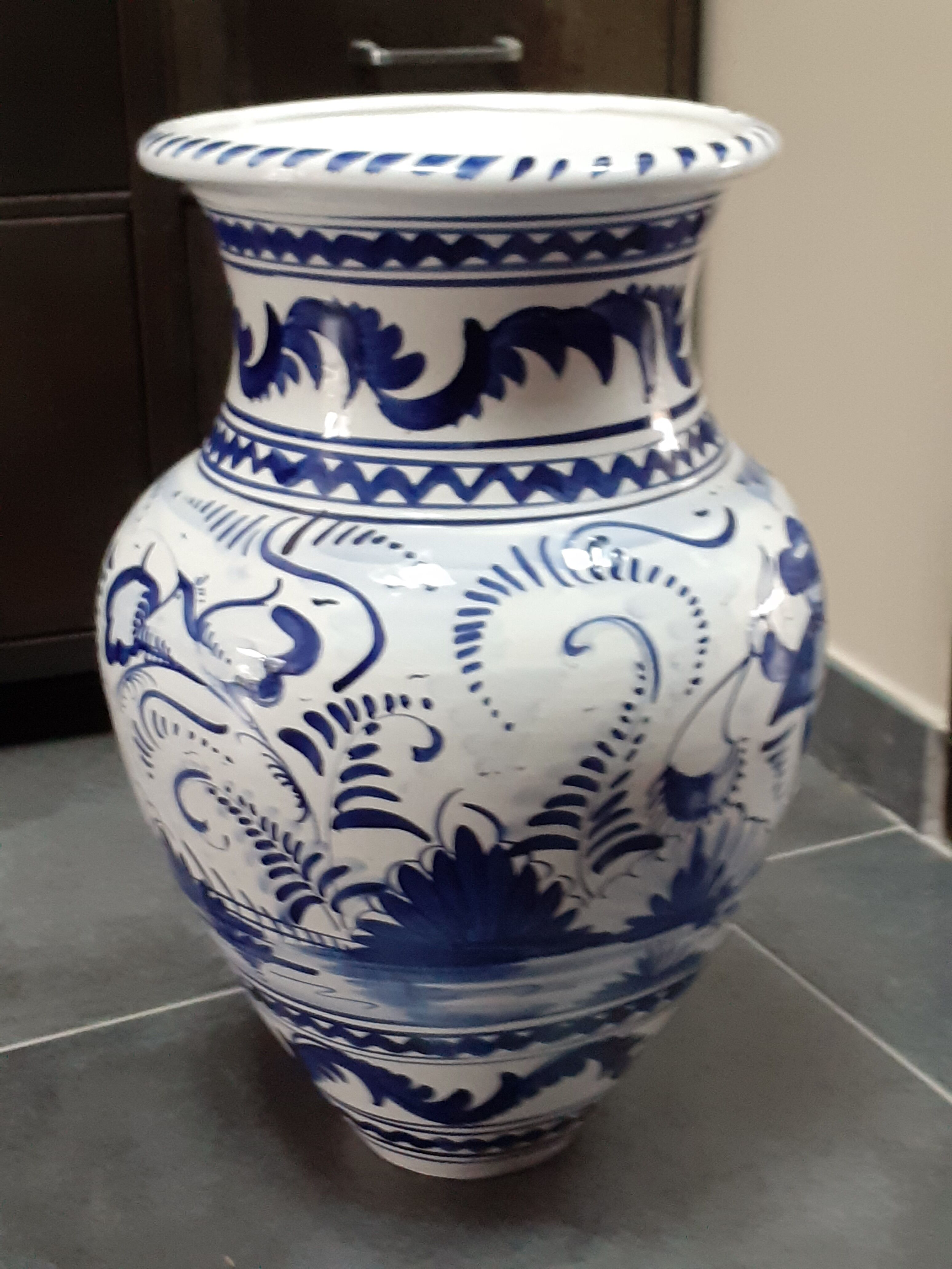 Potiche vase