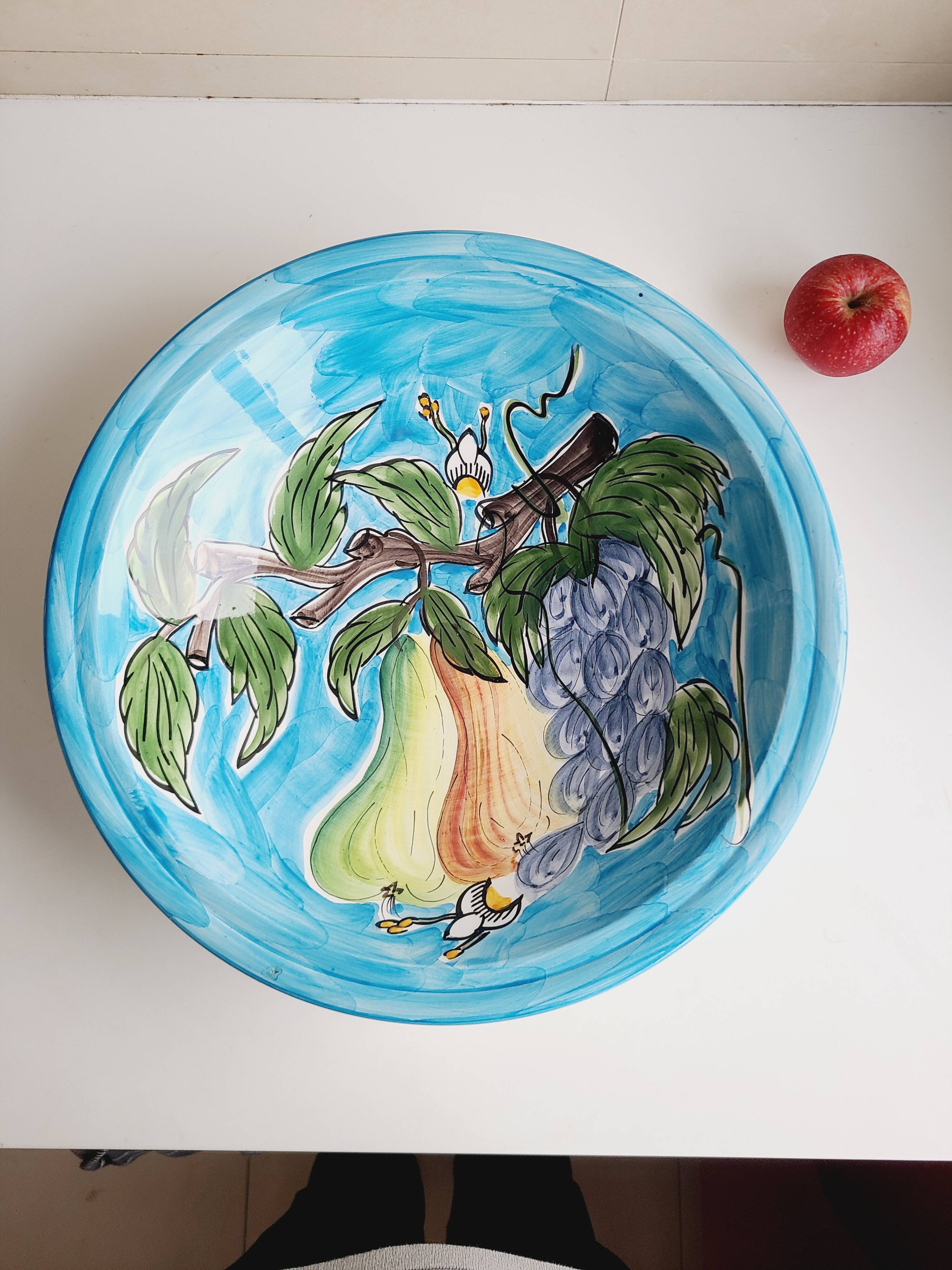 Large Mediterranean ceramics