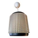 Plexiglass suspension
