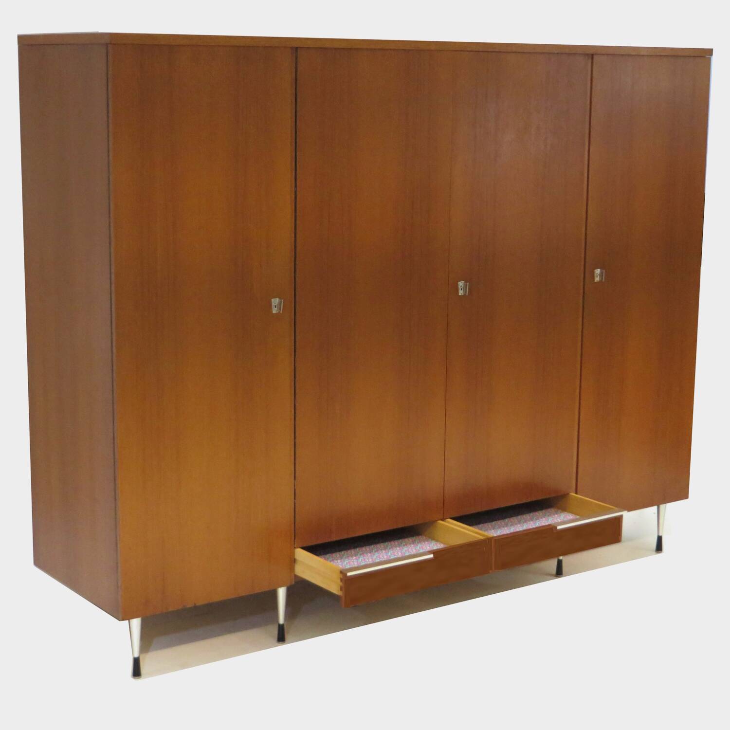 Large vintage 4-door mid century modern Italian style design wardrobe, 1960