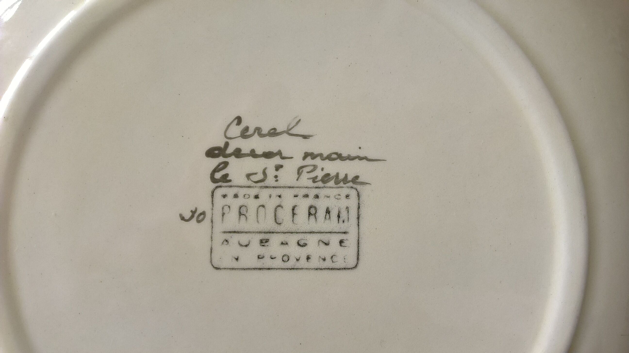 12 fish plates Proceram Cerel Aubagne, 1950s