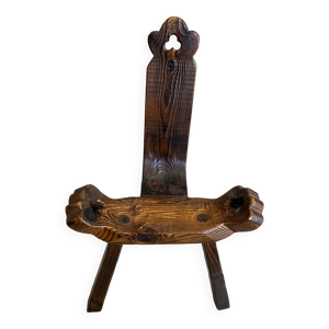 Chaise tripode brutaliste - massif