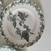 4 assiettes terre de fer A. Lebacqz & M. Bouchart modèle Richelieu