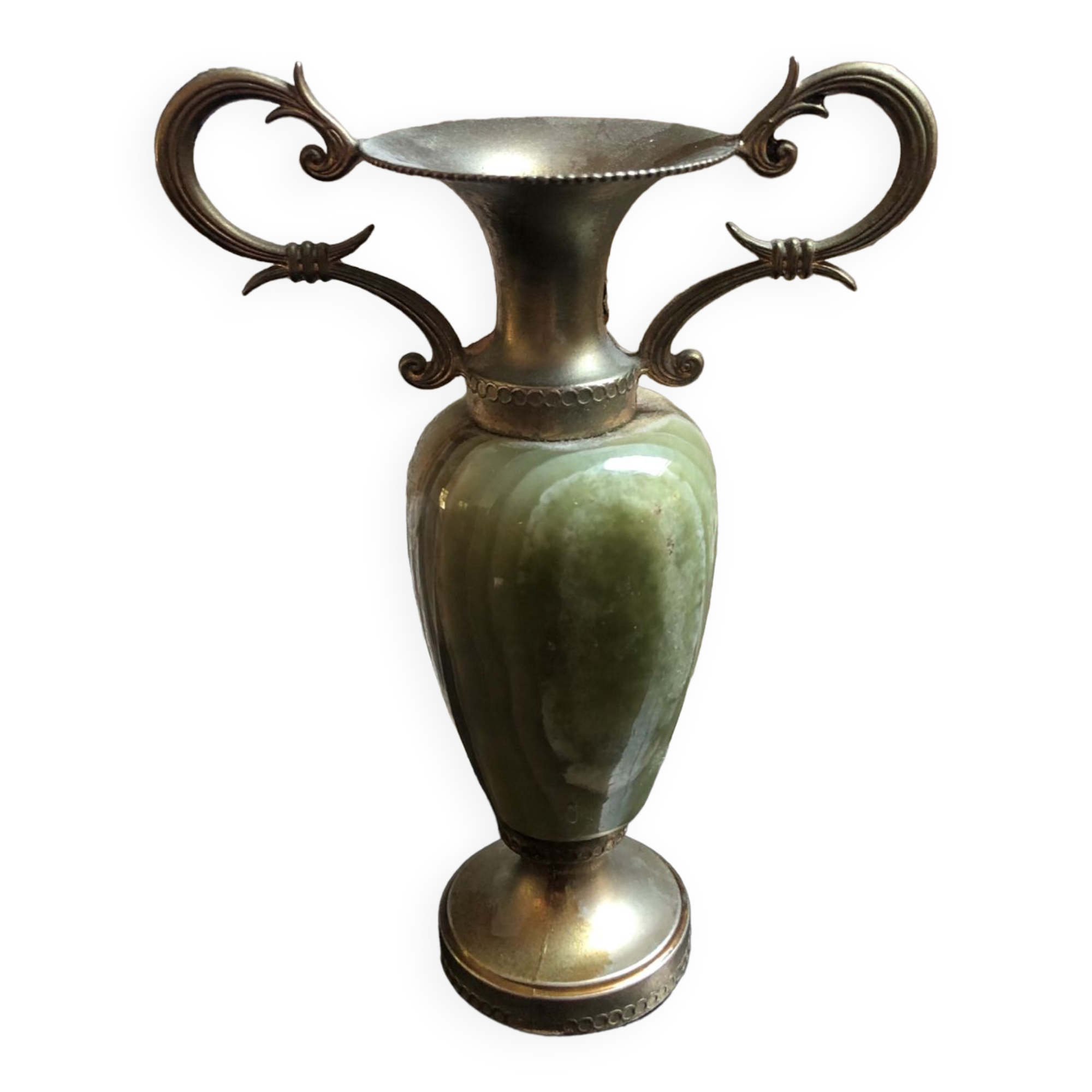 Jadeite vase/amphora