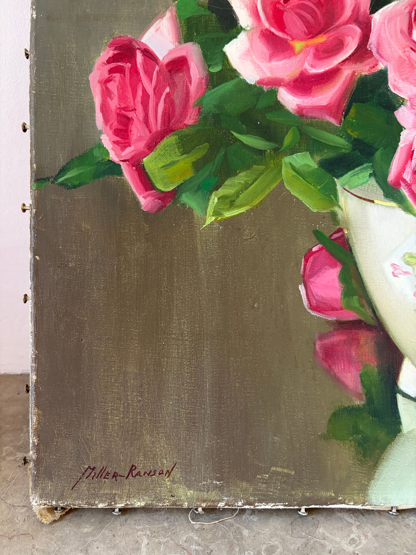 Tombée de roses, huile sur toile signé Miller Ranson