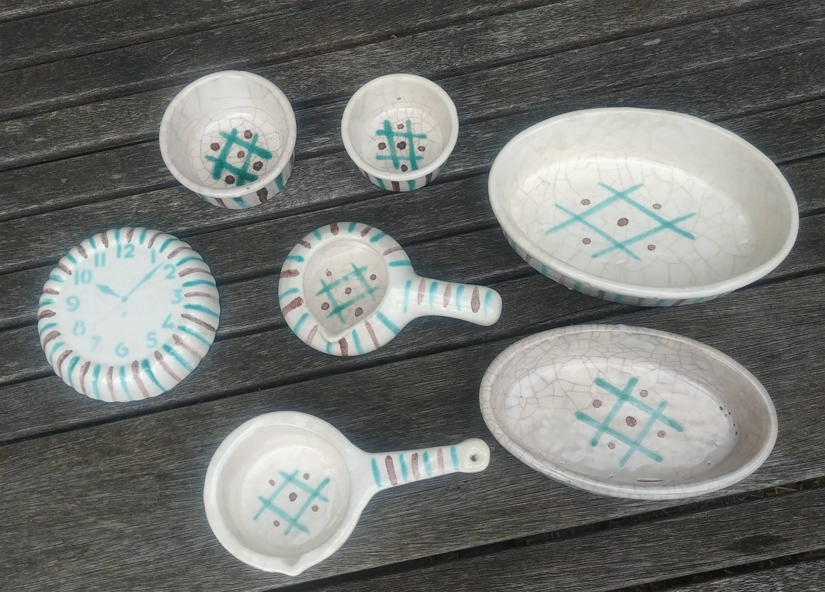 Glazed ceramic dinette from the Longchamp earthenware factory France vintage 60s abstract decor