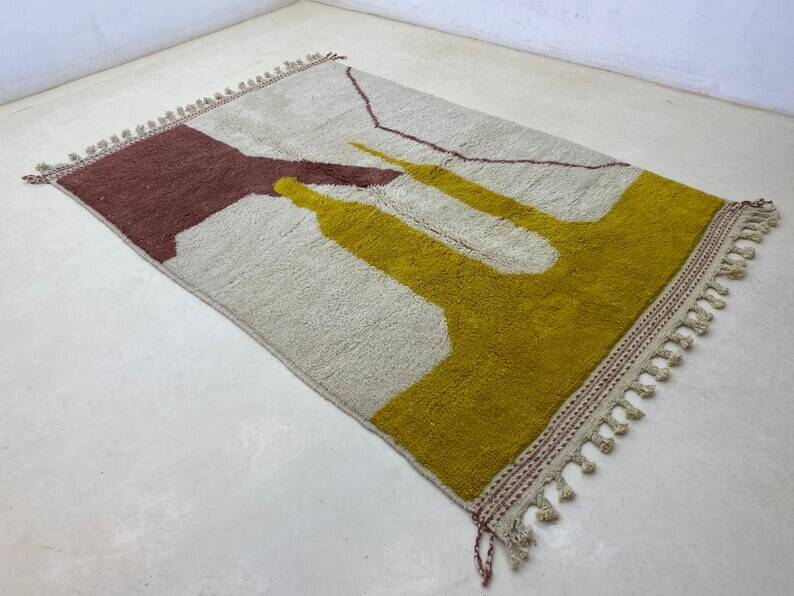 Traditional handmade Beni Ouarine rug 250cmx150cm