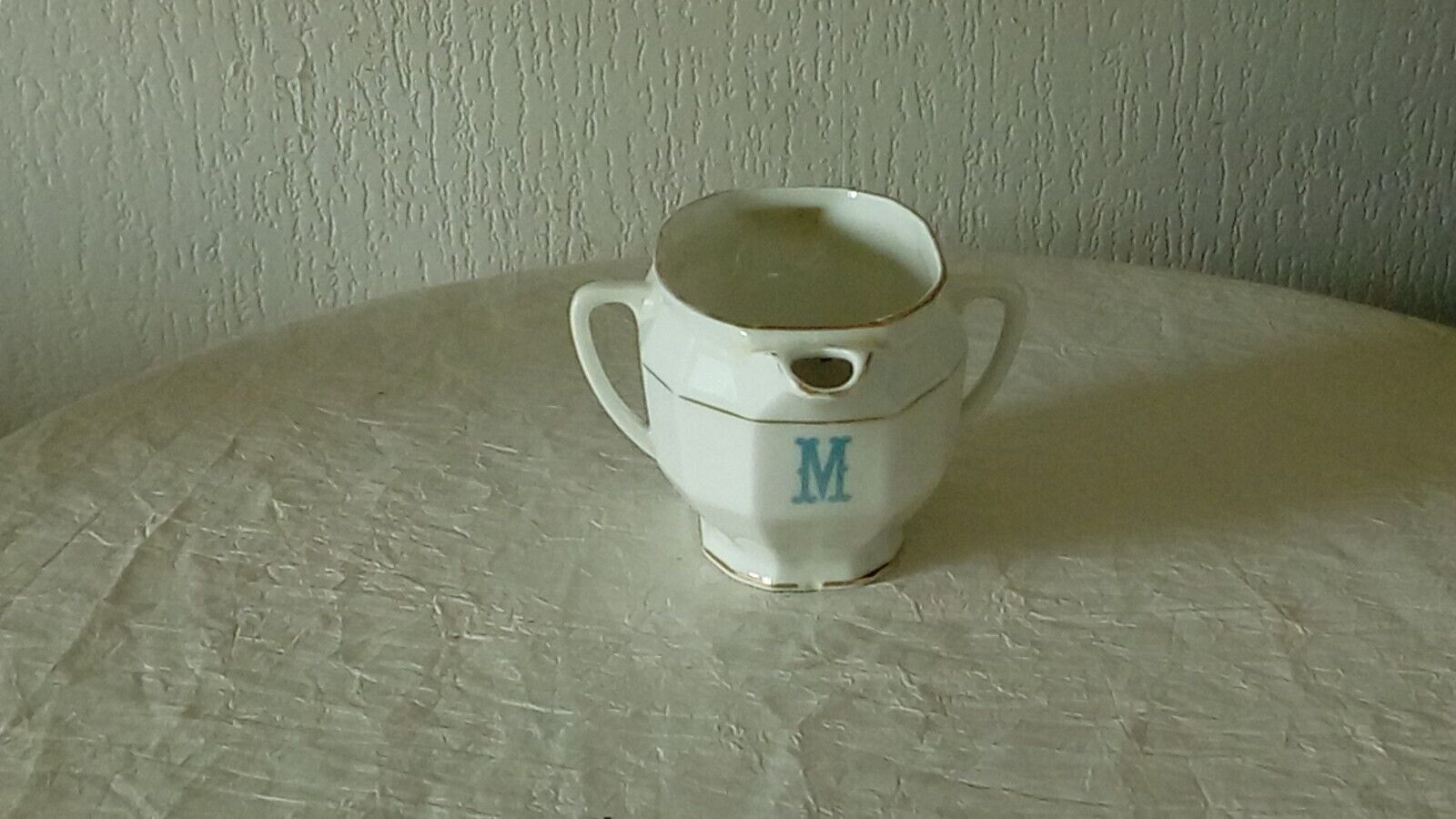 Lean and fat gravy boat in Limoges porcelain