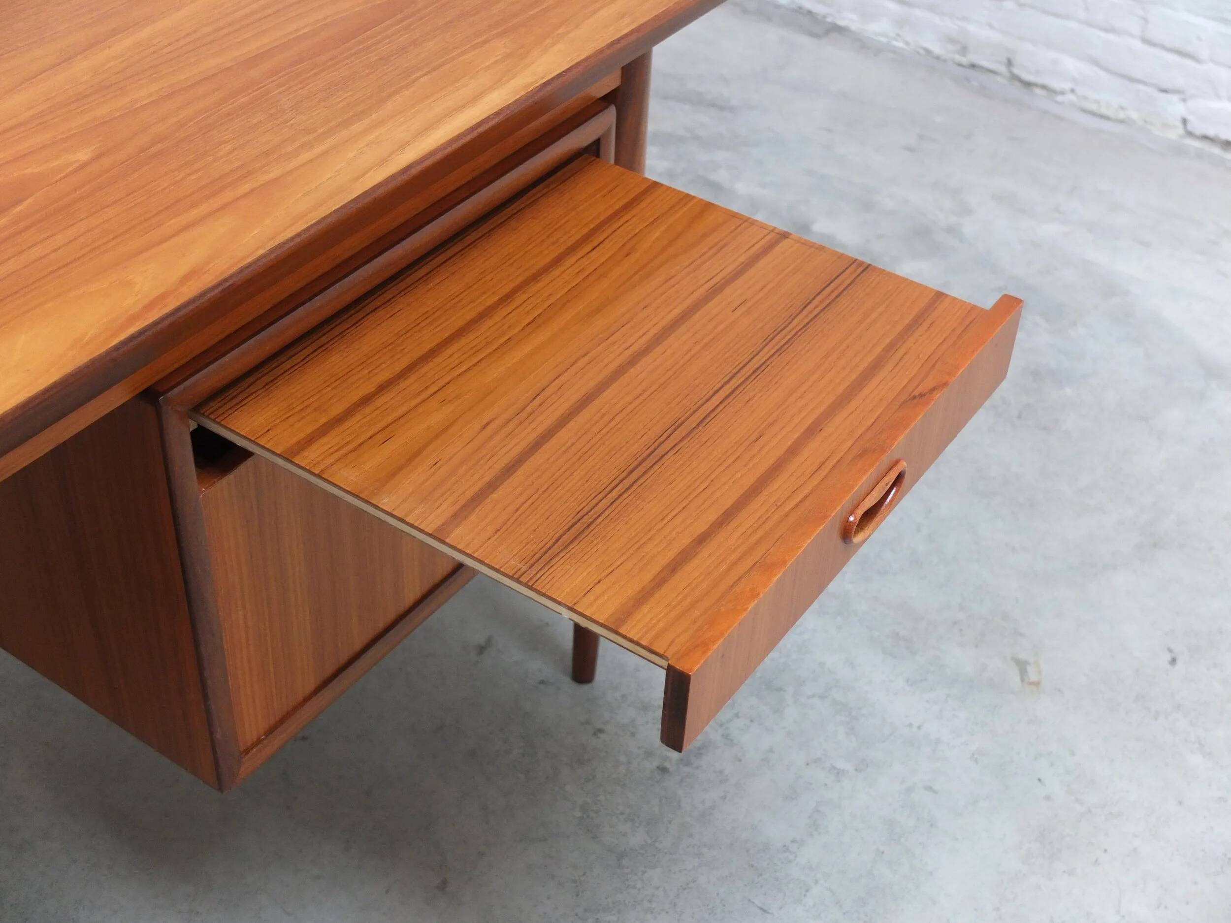 Freestanding executive desk by Oswald Vermaercke for V-Form, 1960s