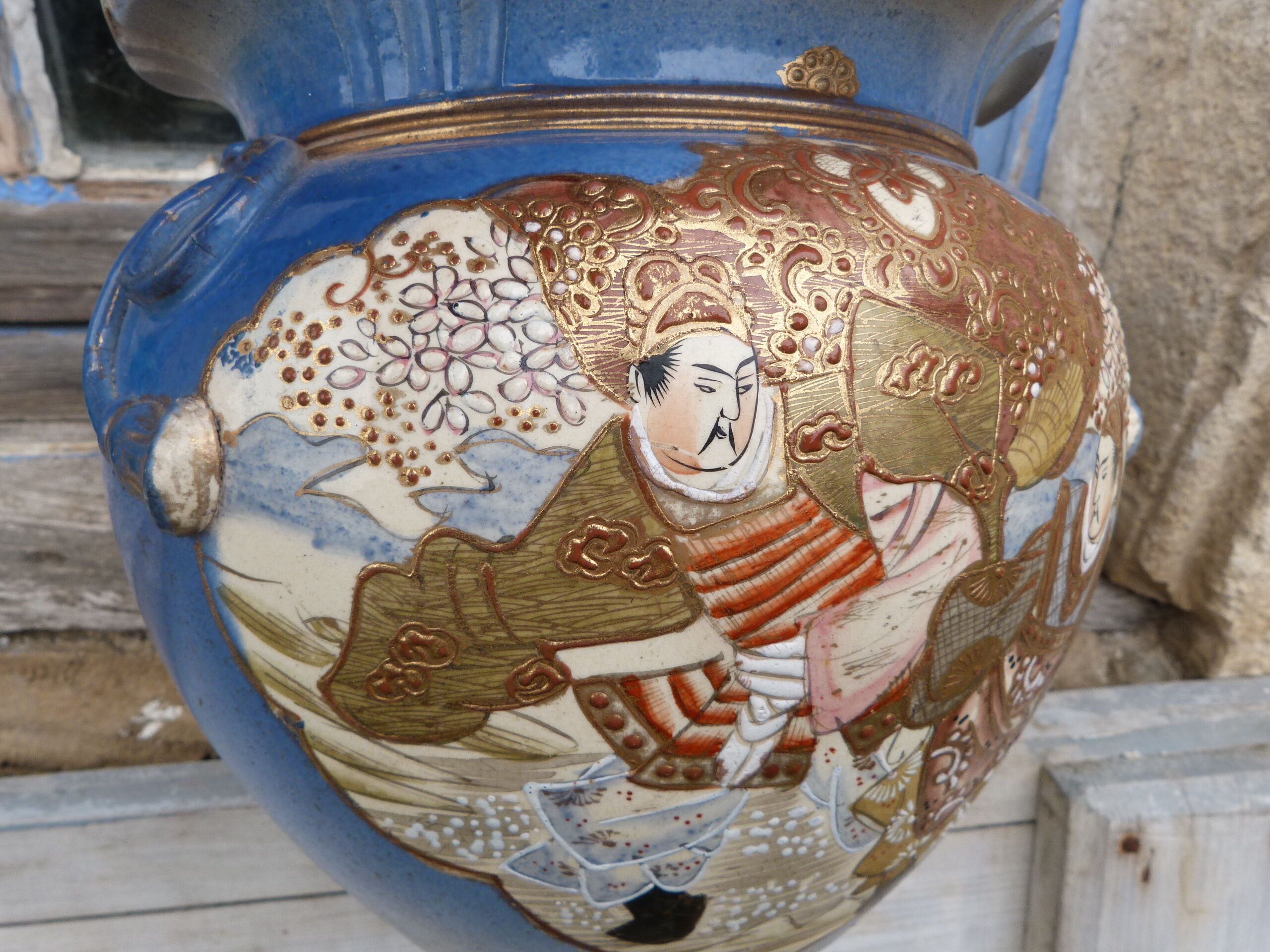 Japan vase satsuma enamelled pottery