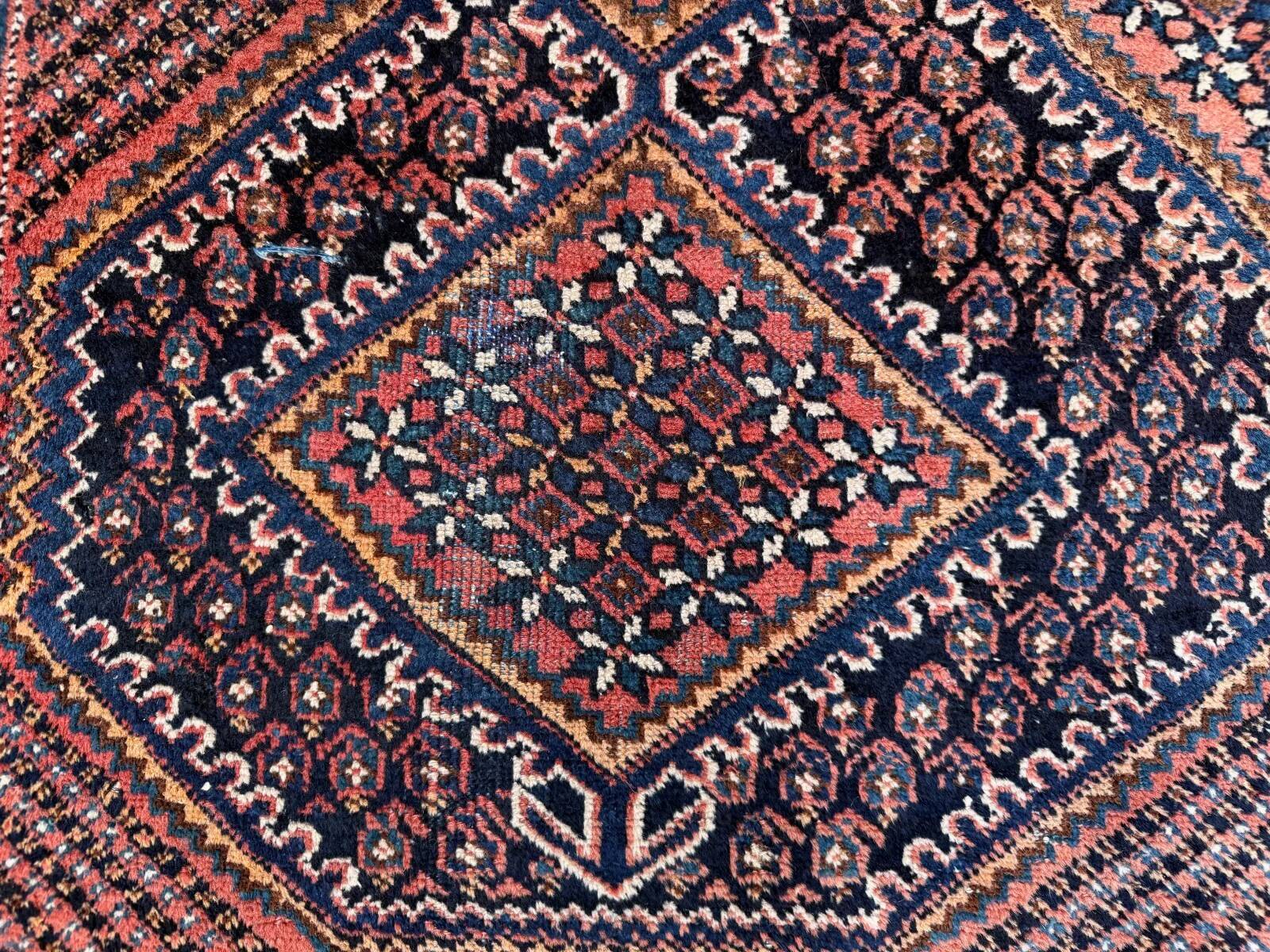 Vintage Kamseh rug 147x203 cm, medium, tribal oriental carpet 2542