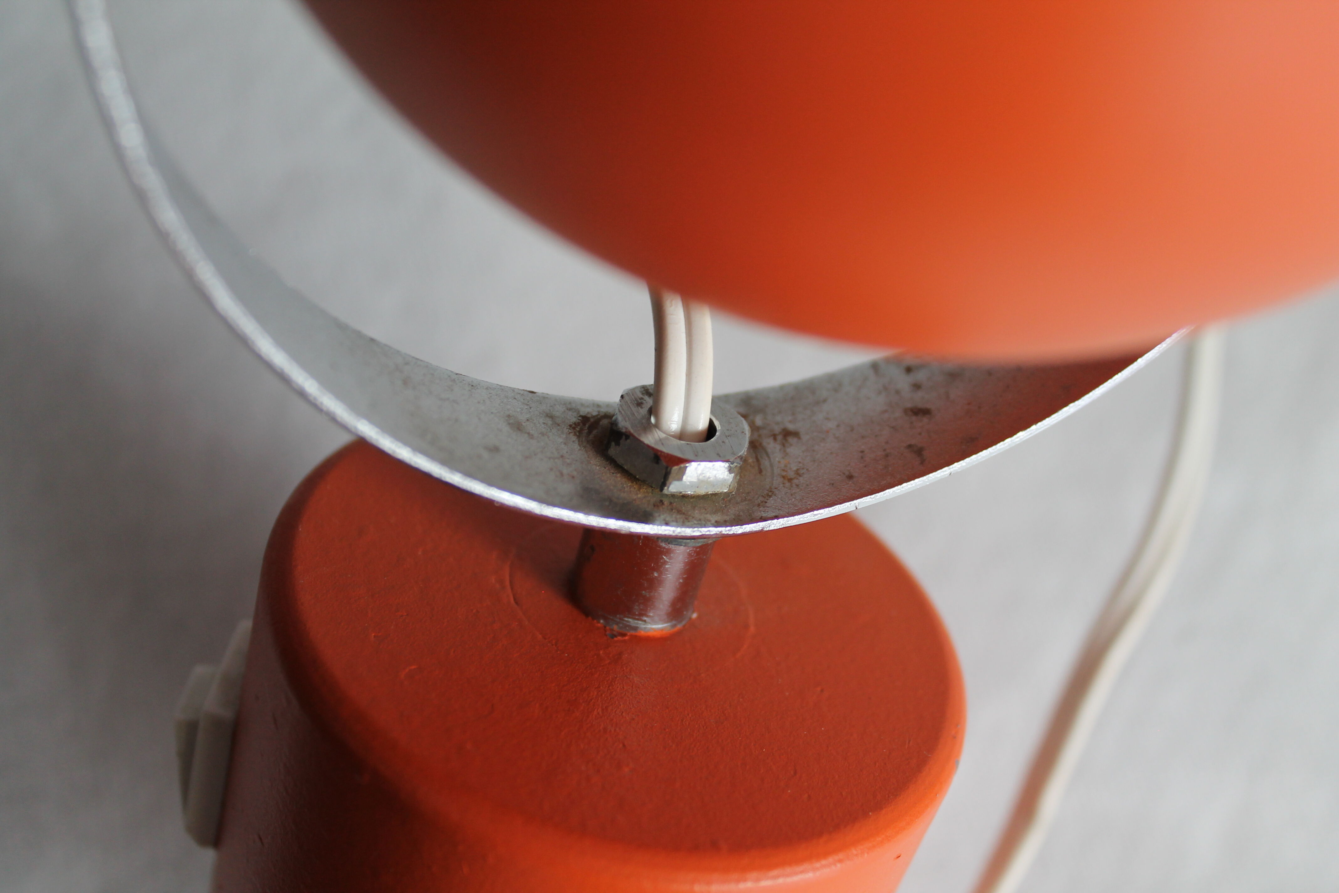 Lamp ball 70 orange metal