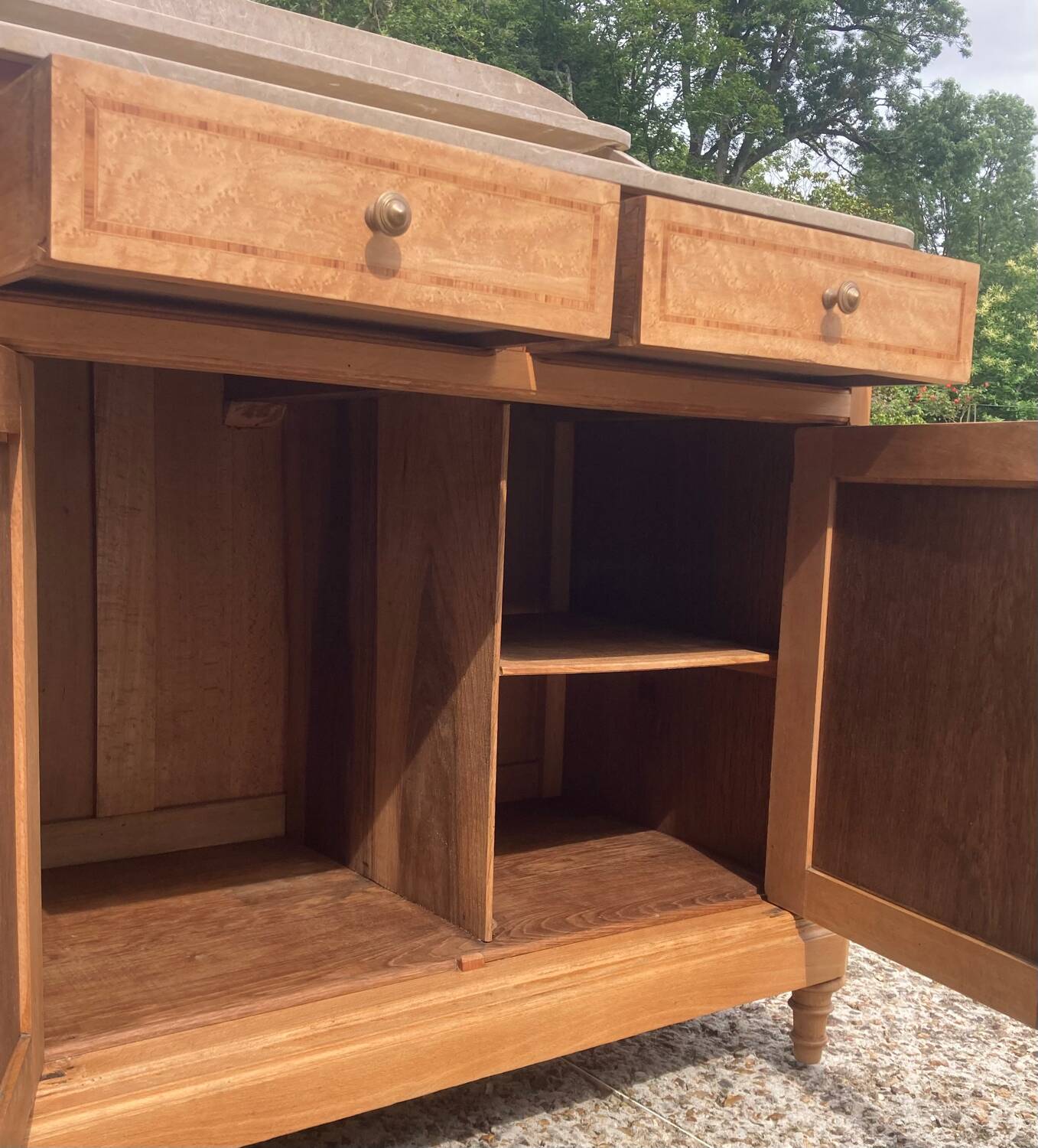 Bathroom furniture/low sideboard