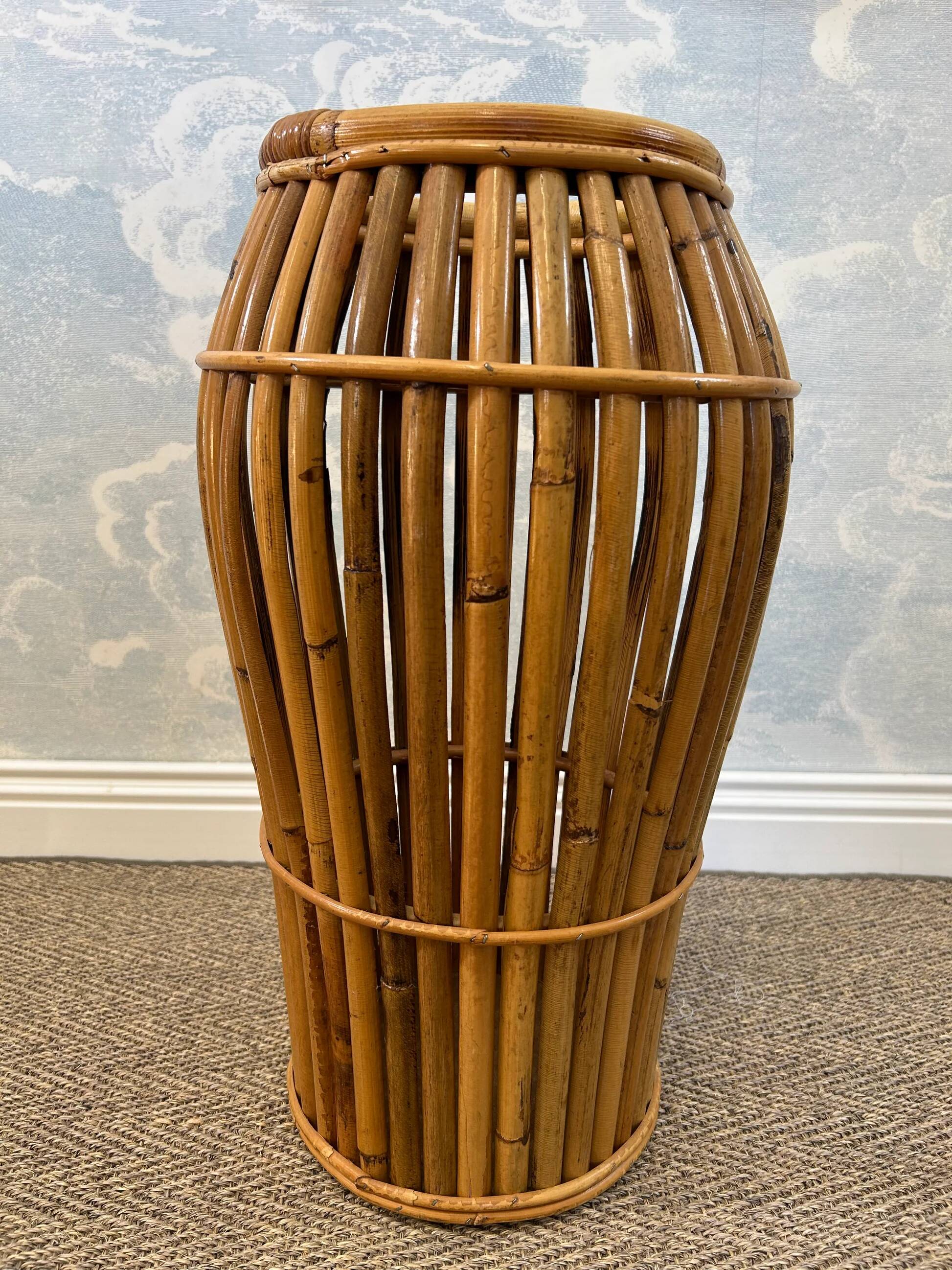 Bamboo umbrella stand attributed to Franco Albini for Bonacina, Italy, 1950s.