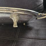 Plat en argent avec couvercle