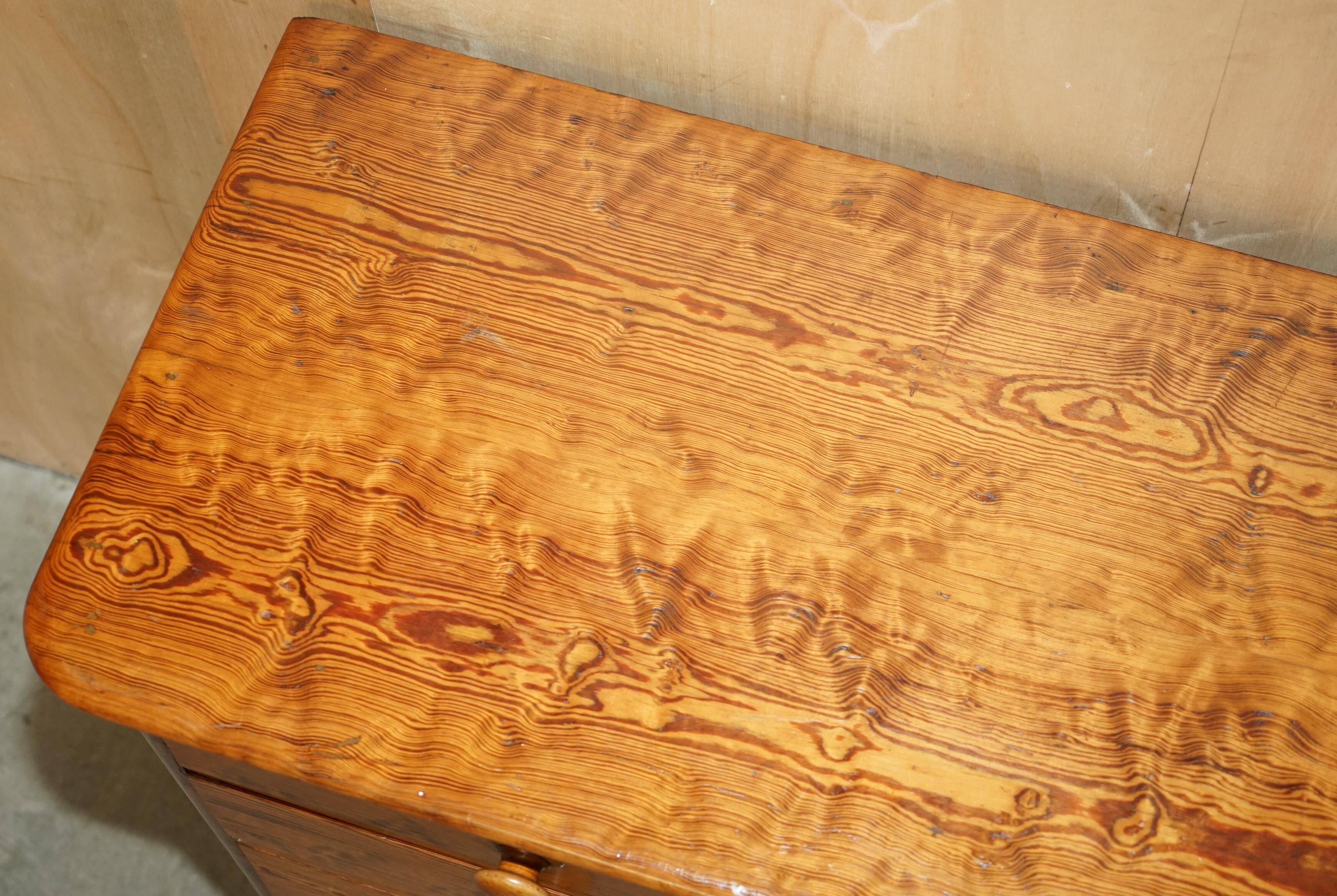 Large Victorian chest of drawers in solid pine from around 1880.