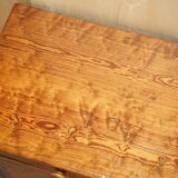 Large Victorian chest of drawers in solid pine from around 1880.