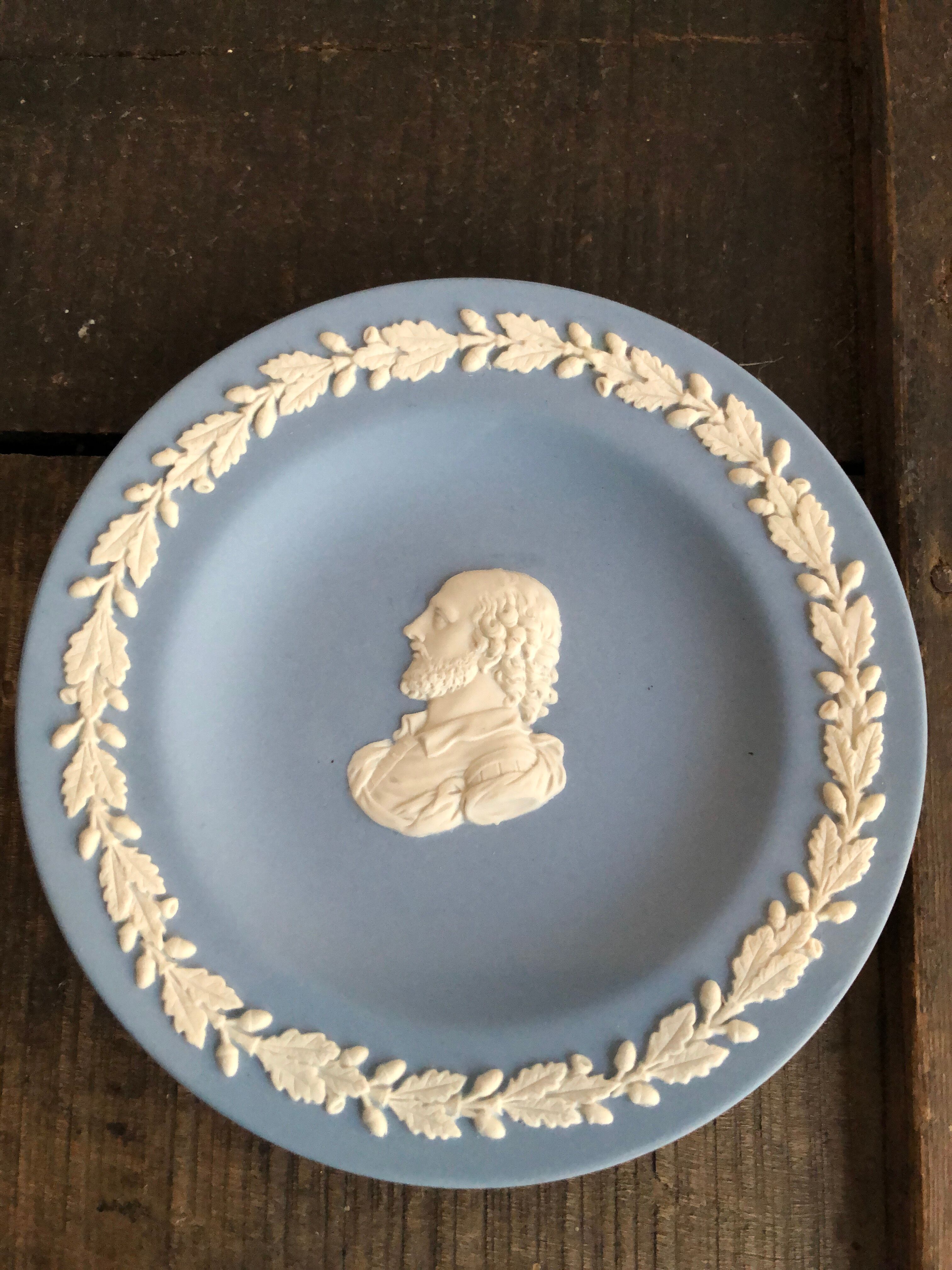 Boite et coupelle en porcelaine de Wedgwood
