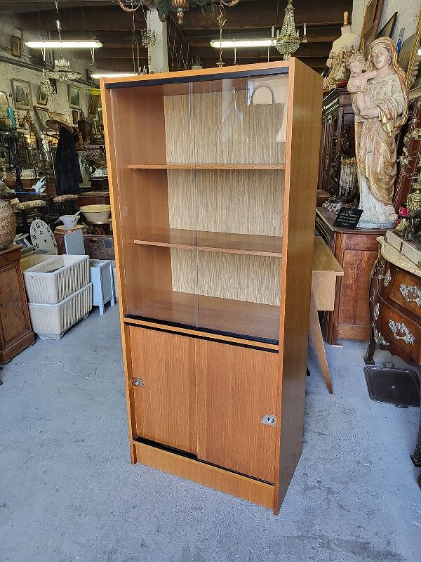 Showcase cabinet 1950/1960