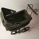 Poussette de poupée ancienne Français faite à la main,

Années 1900. Collection