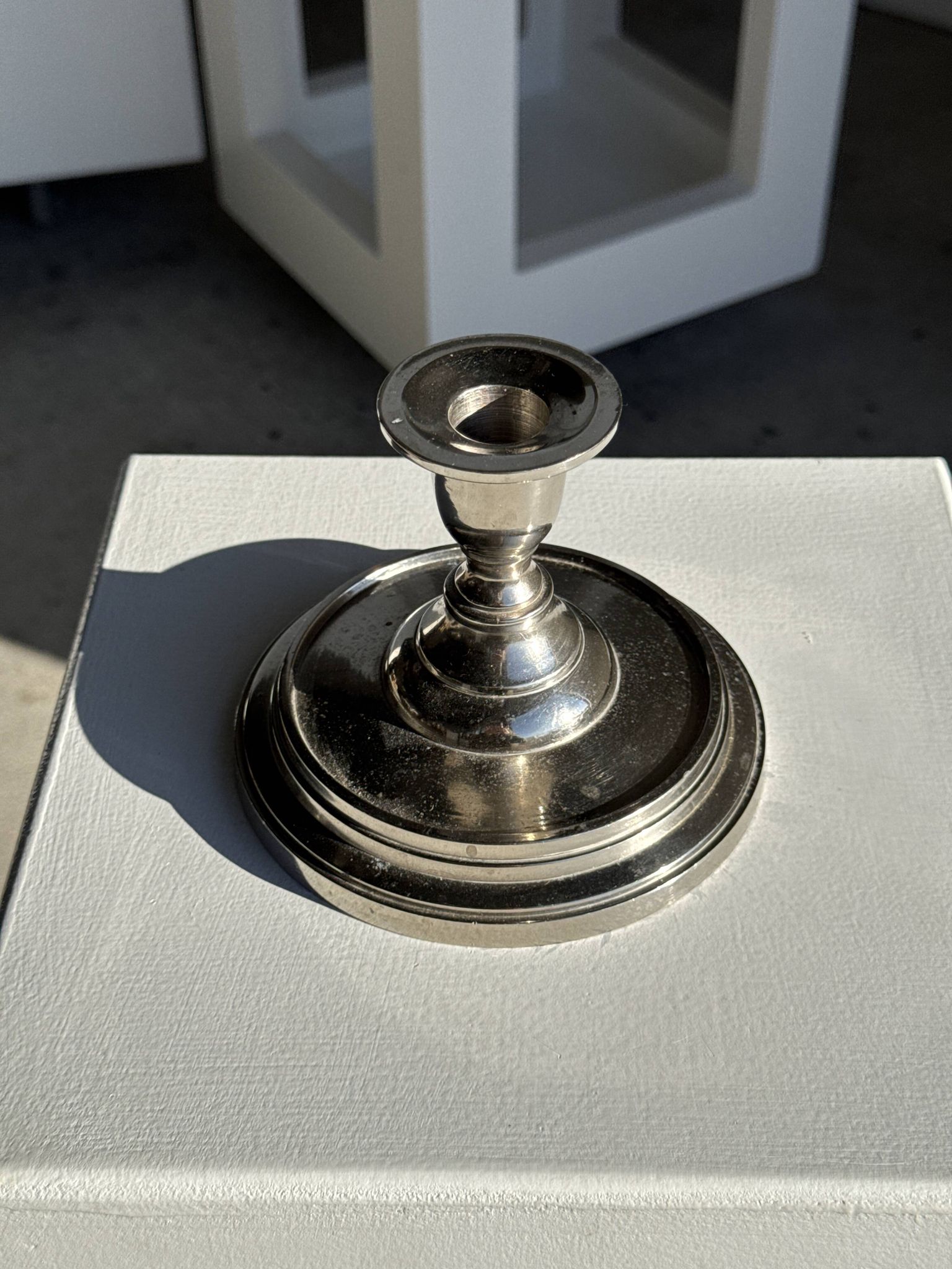 Small shiny silver-plated candlestick H11 D13