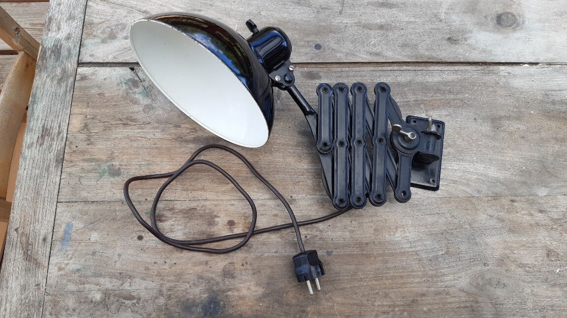 Kaiser Idell Scissors Lamp 6718