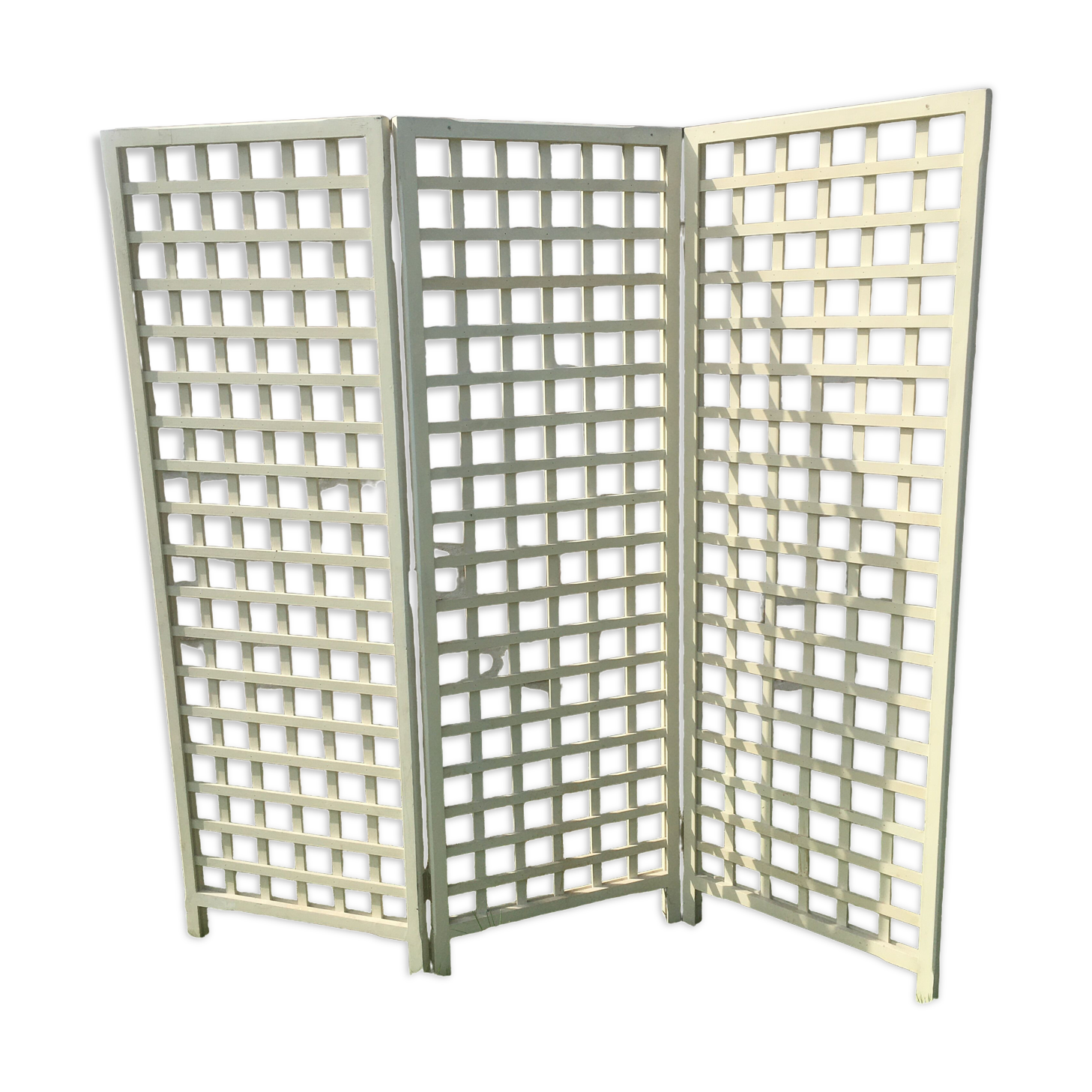 Off-white room divider