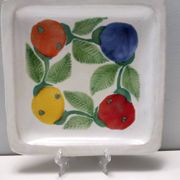 Ensemble de six assiettes carrées vintage en faïence fabriquées à la main par De Simone, Italie