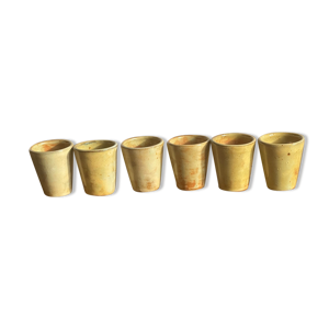 6 pots  en terre jaune