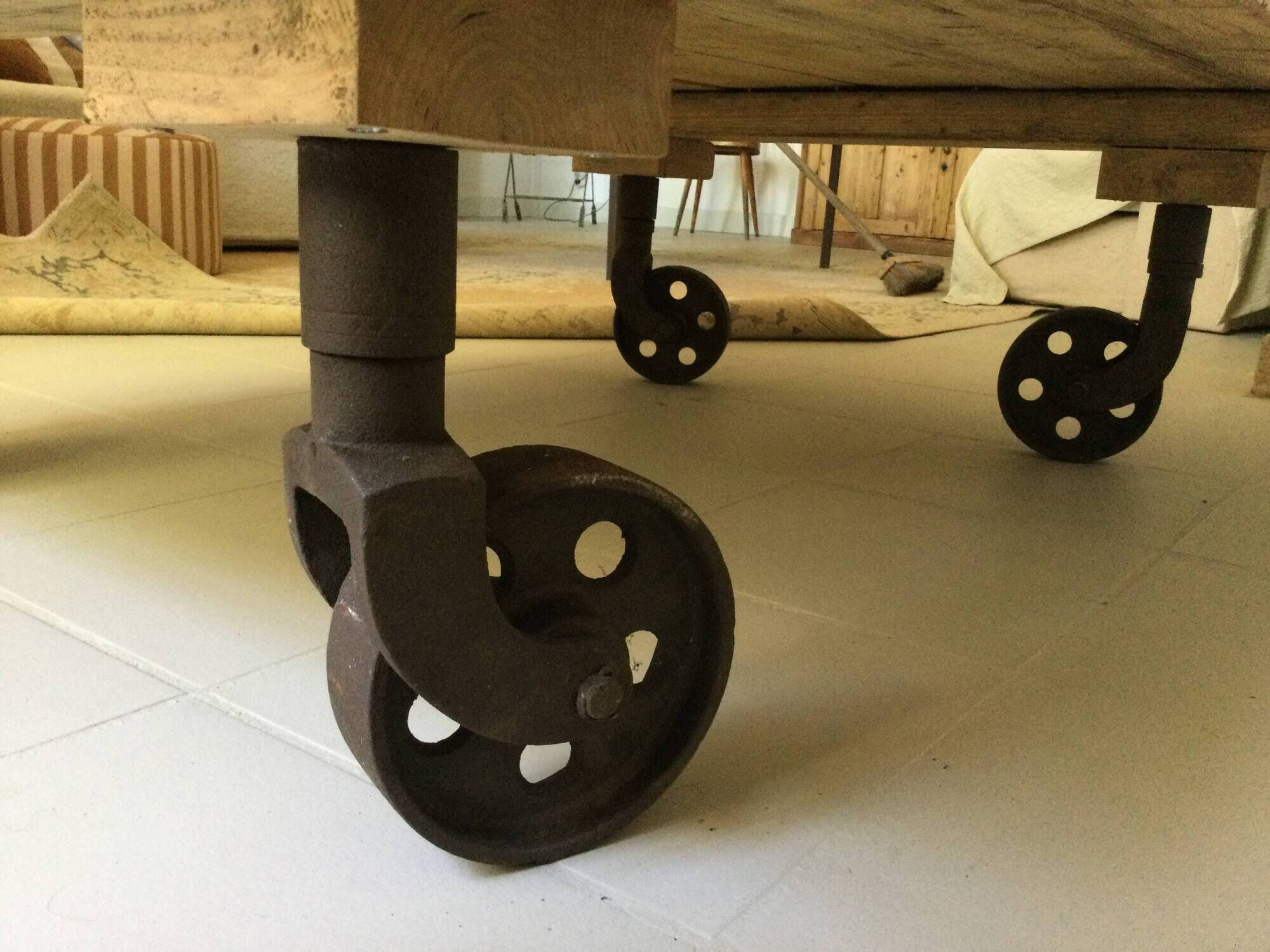 Coffee table on wheels