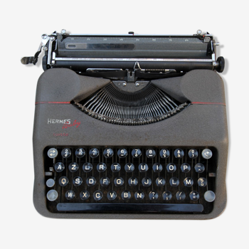 Hermes Baby Noir typewriter from the 1950s