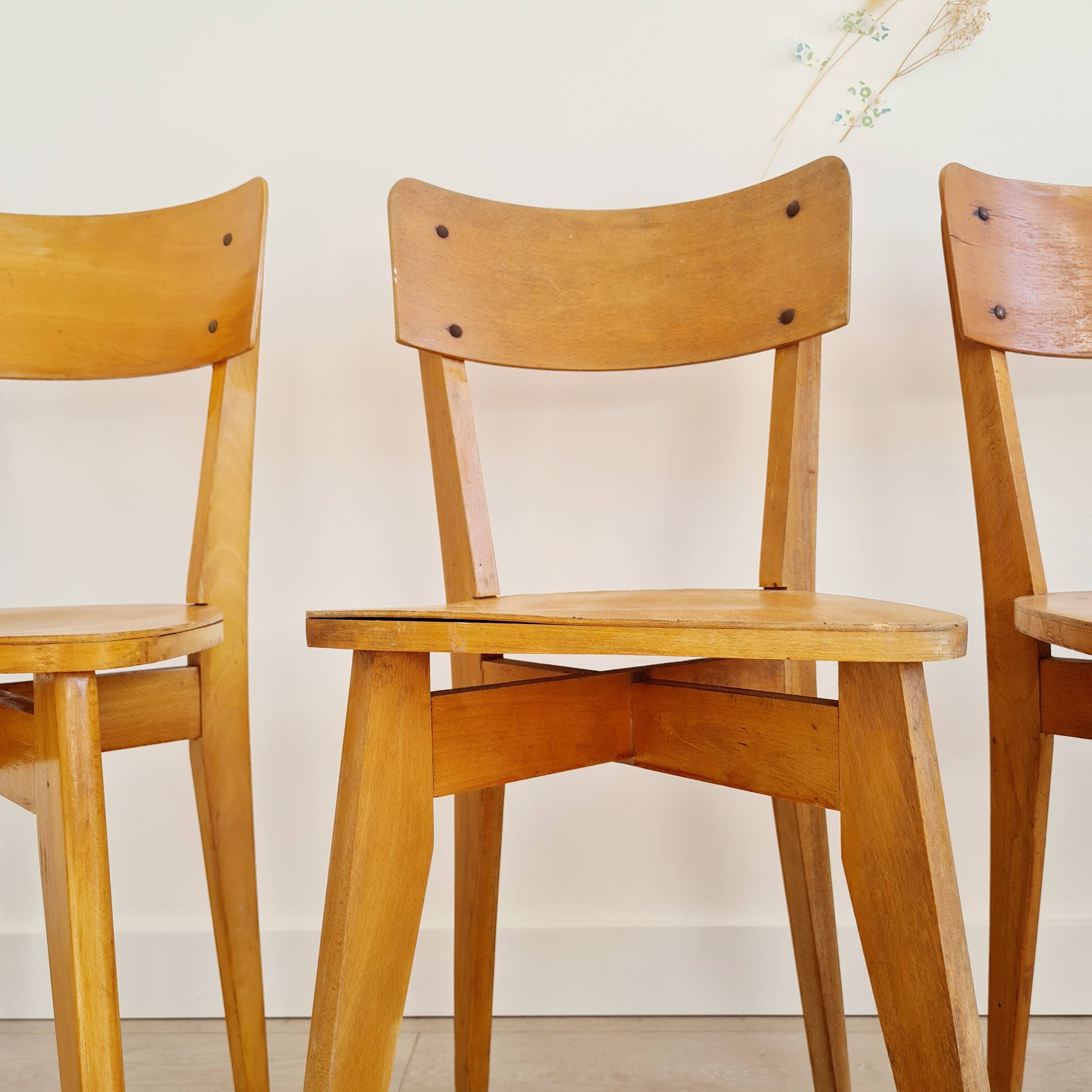 Série de chaises bistrot bois miel