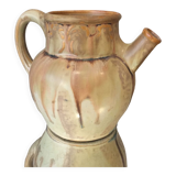 Pitcher with roosters in sandstone from the denbac manufacture