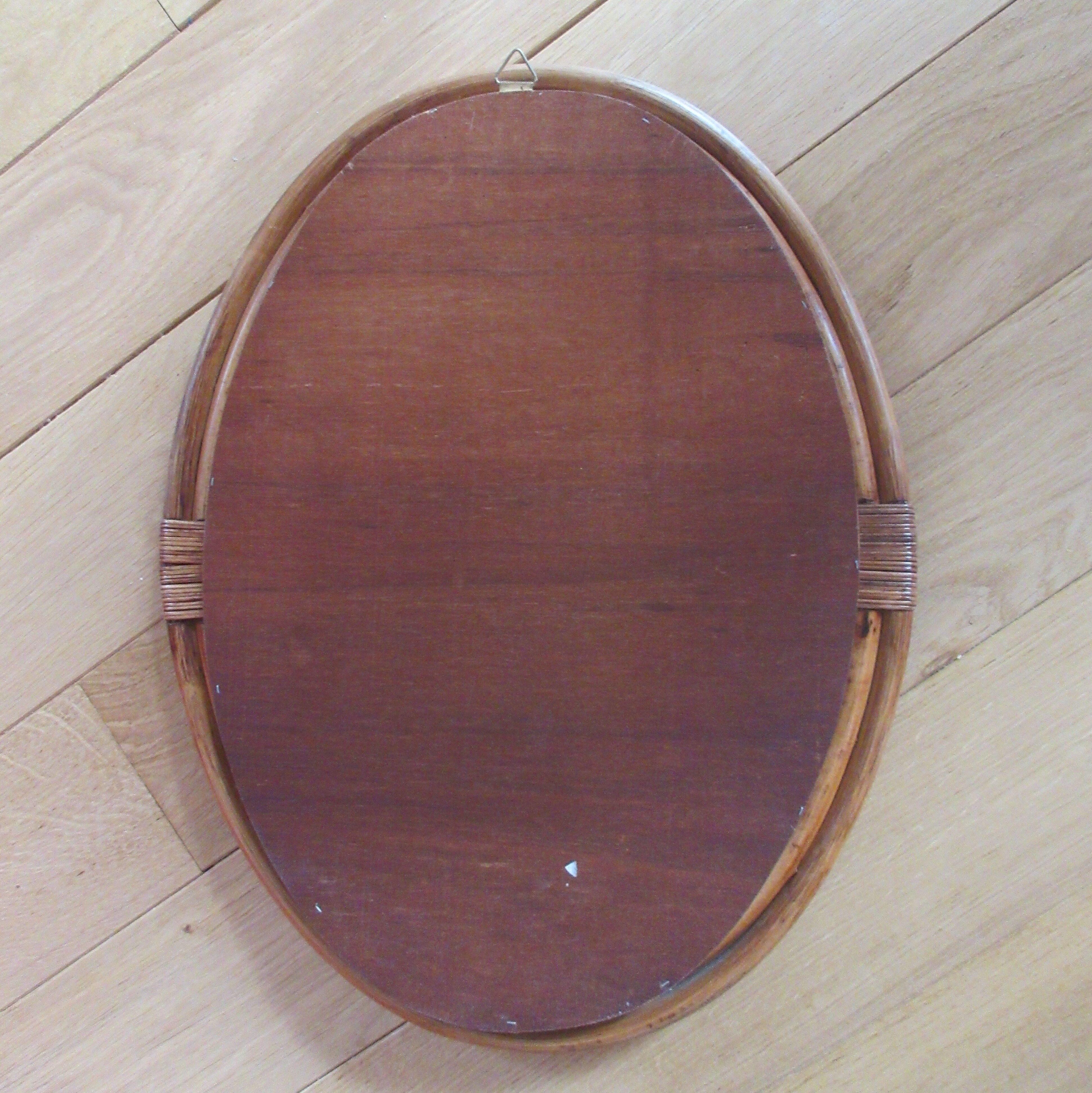 Miroir ovale en rotin - 48x37cm