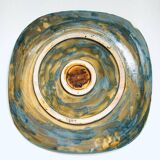 French hand-painted art pottery charger dish by Marjatta Taburet, Quimper, 1960s.