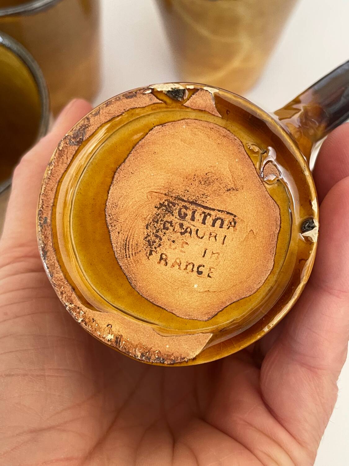 4 tasses à café mugs en céramique émaillée Vallauris a.e gitma