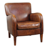 Sheep leather armchair with character