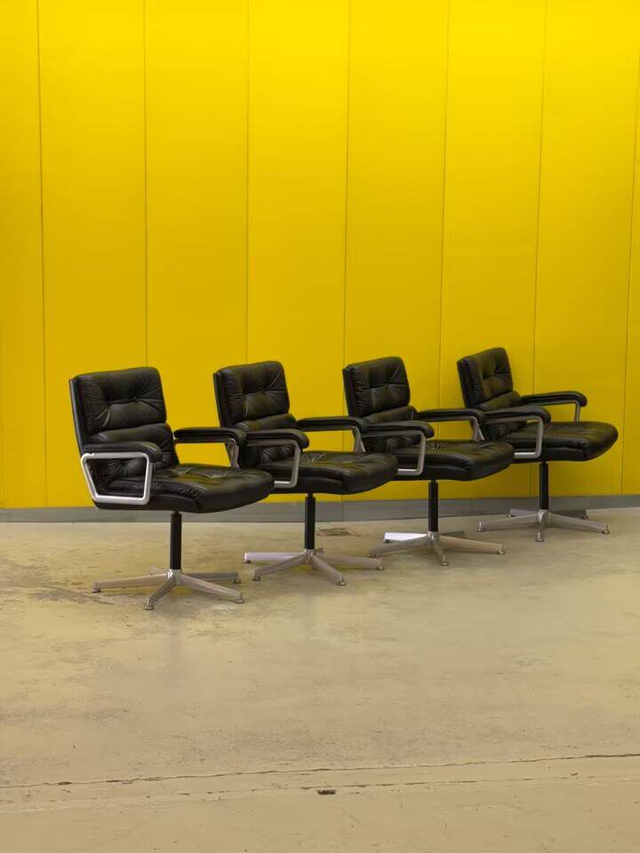 1970s Leather Swivel Chair Eurochair by Girsberger (Price for One)